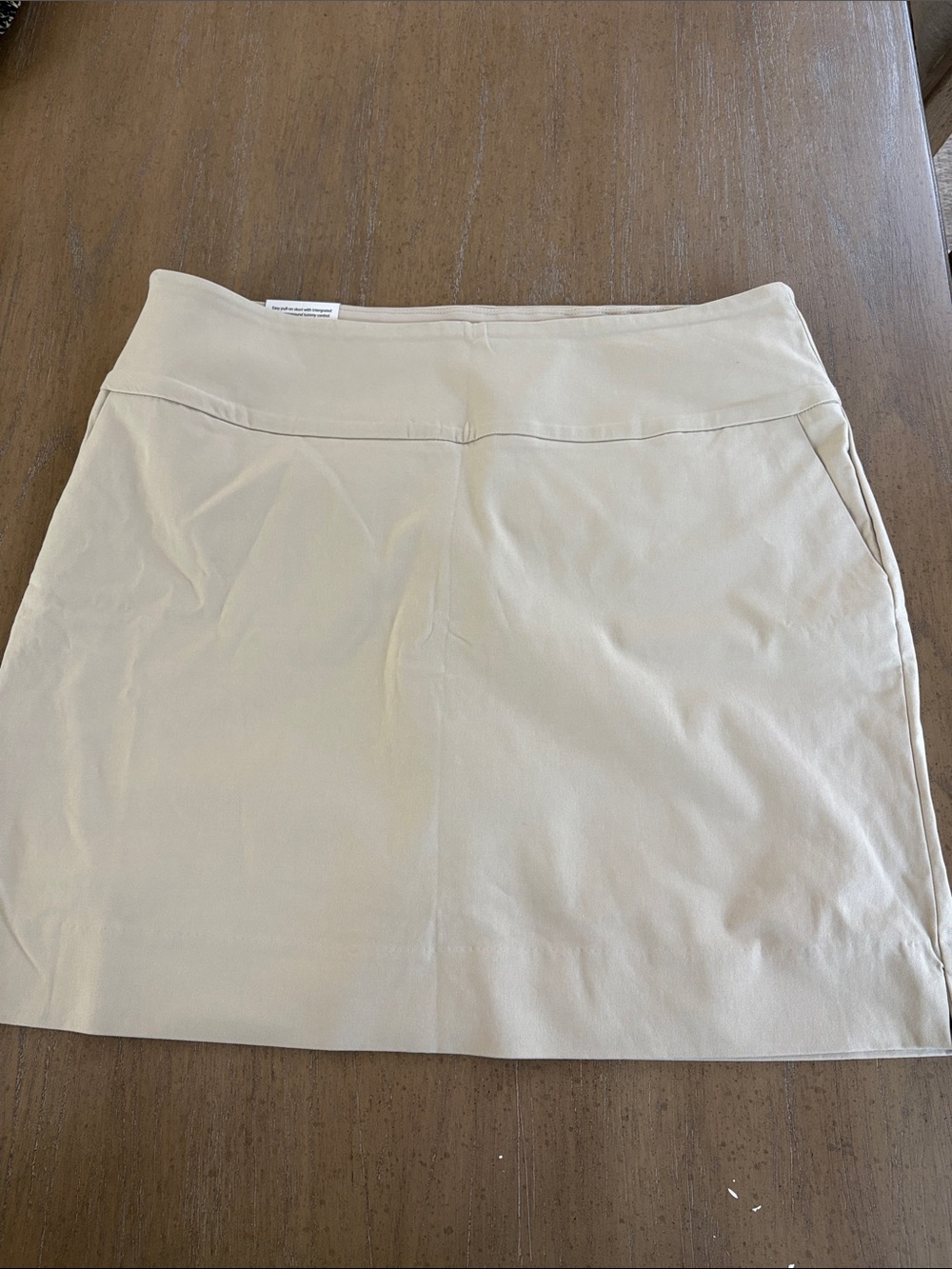 NWT Up! Women’s Neutral Cream Skort - Everyday Pull-On Style